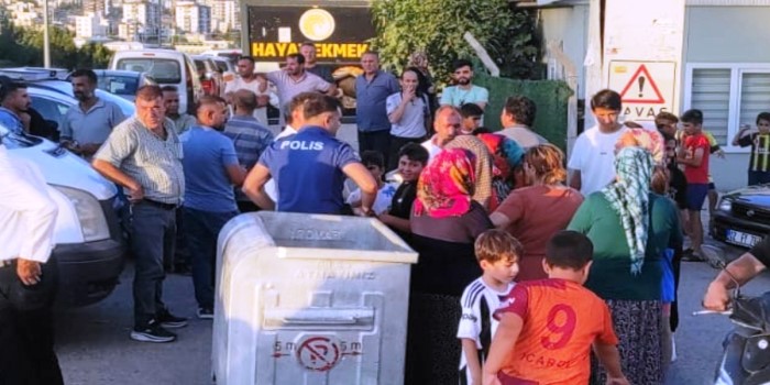 Adıyaman su isyanı, çöp konteynırlarıyla yol kapattılar